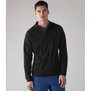 Lululemon Rise 'N Sweat Long Sleeve Pullover Quarter 1/4 Zip  in Black